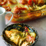 Zalm cannelloni met spinazie, ricotta, tomaat & pesto
